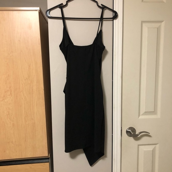 M BY MENDOCINO asymmetrical dress - Picture 3 of 3